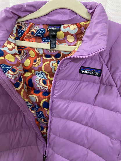 Patagonia Girls purple jacket. (Retails: $169), Kids 7