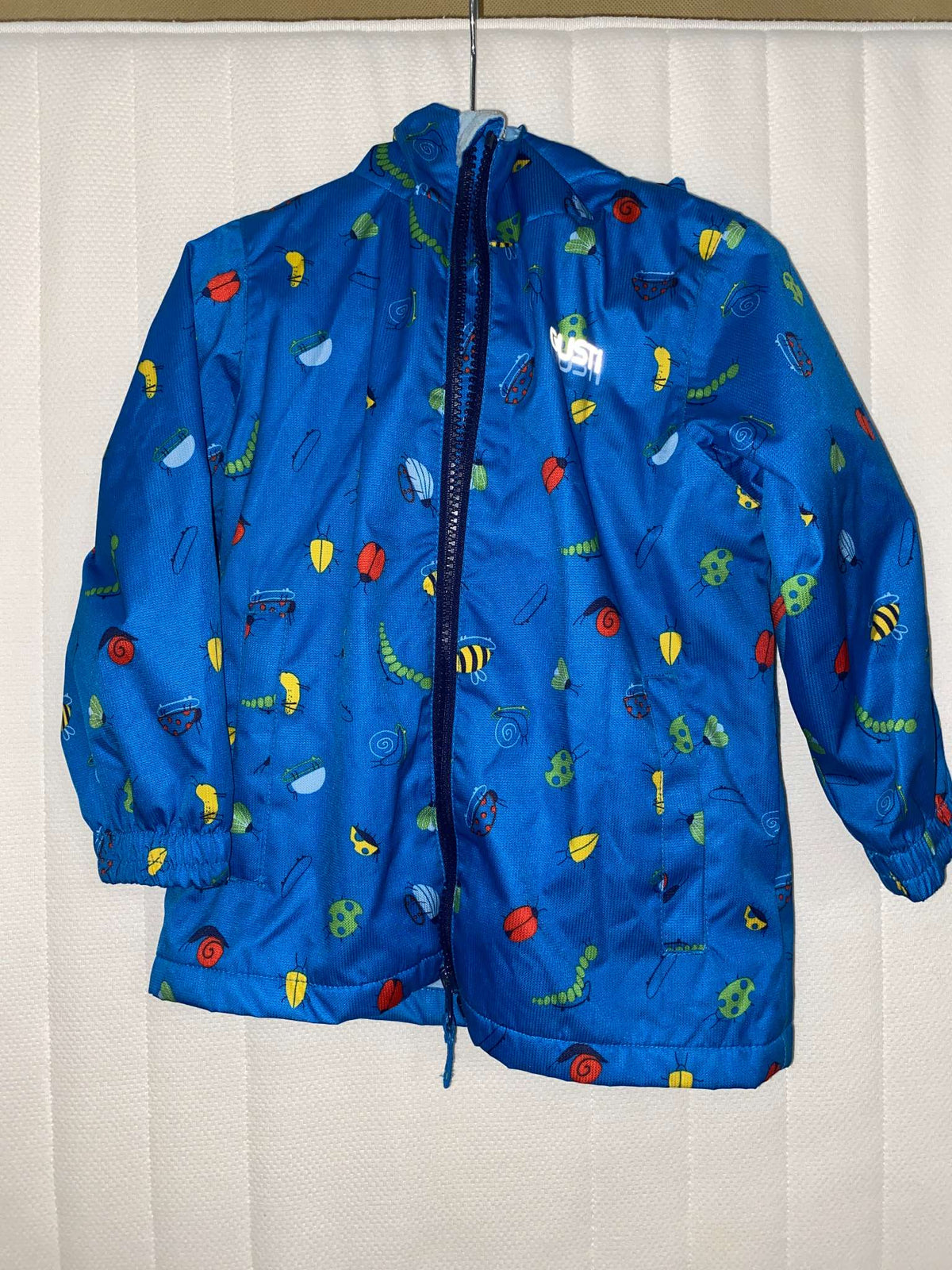 BLUE Gusti brand fall jacket (with bugs!). Great condition. , Kids 3T