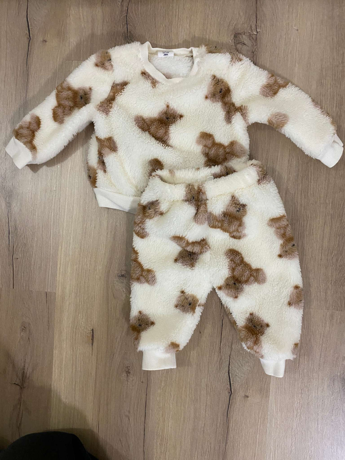 BABY GAP : teddy bear outfit. 2 pieces. , Kids 6 Month (3-6M)