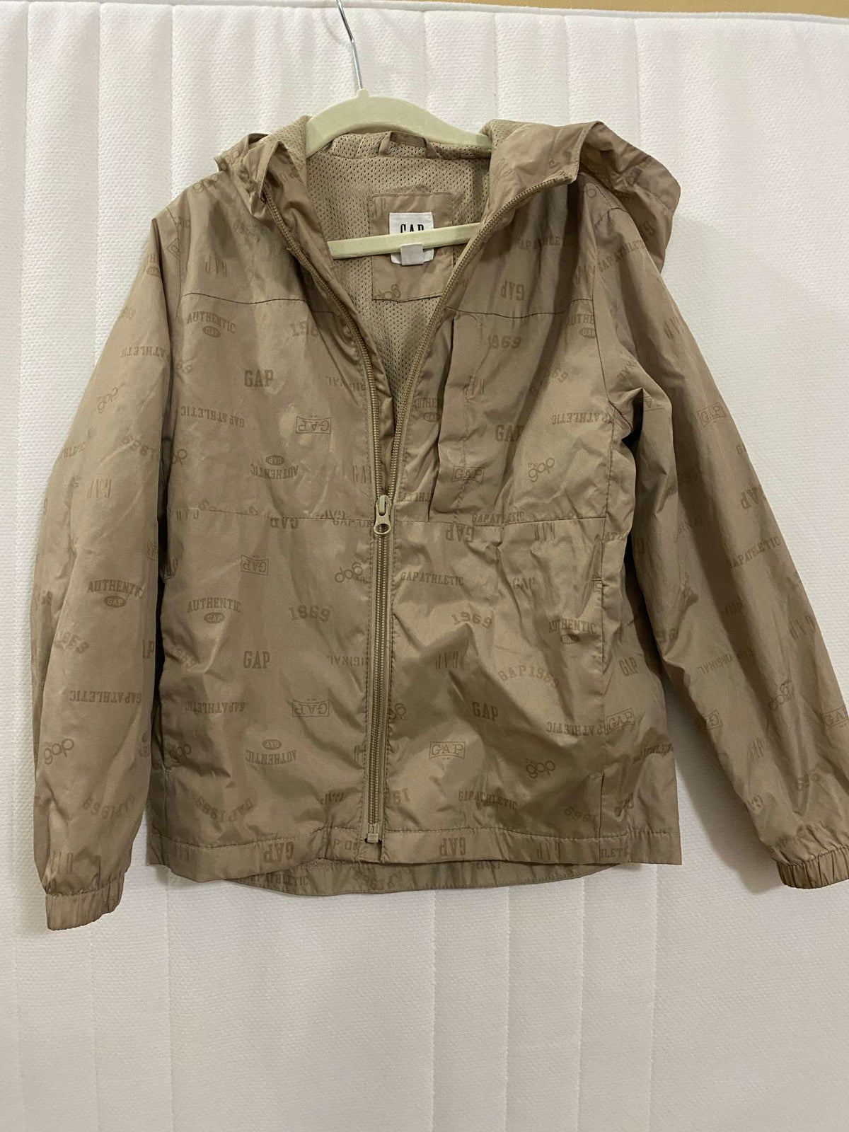 BabyGAP Gold windbreaker jacket. Light material., Kids 6/6X