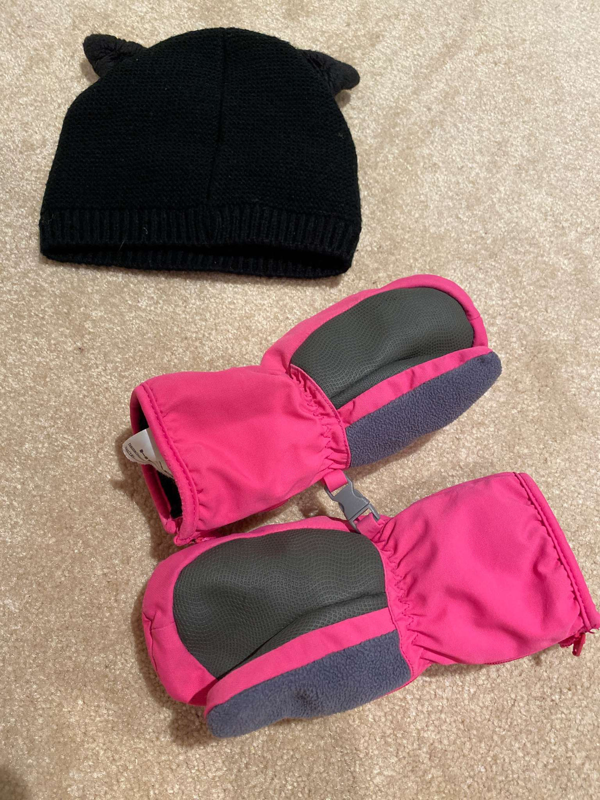 HEAD brand pink mittens + cute cat beanie / tuque, Kids 2T