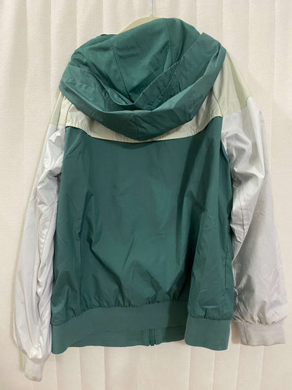 NIKE: Green and white great jacket. , Kids 7