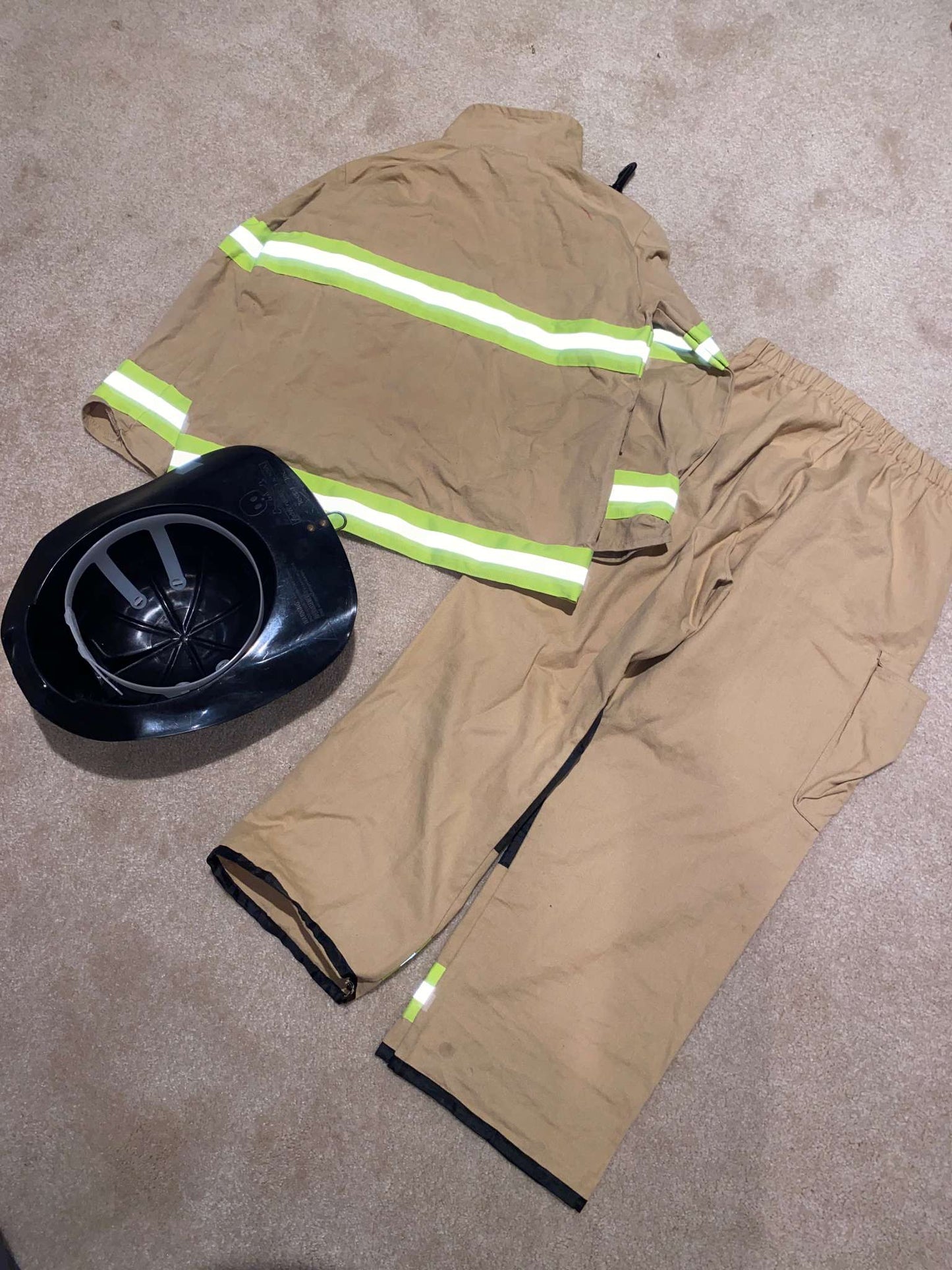 Costume - Firefighter Full suit with Hat: Size 7-8, Kids 6/6X