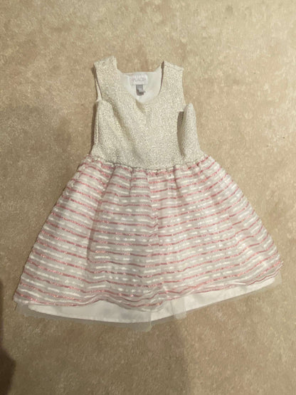 Super cute Children's Place Sparkle Dress, 5/6 size Pink and White stripped skirting., Kids 5/5T