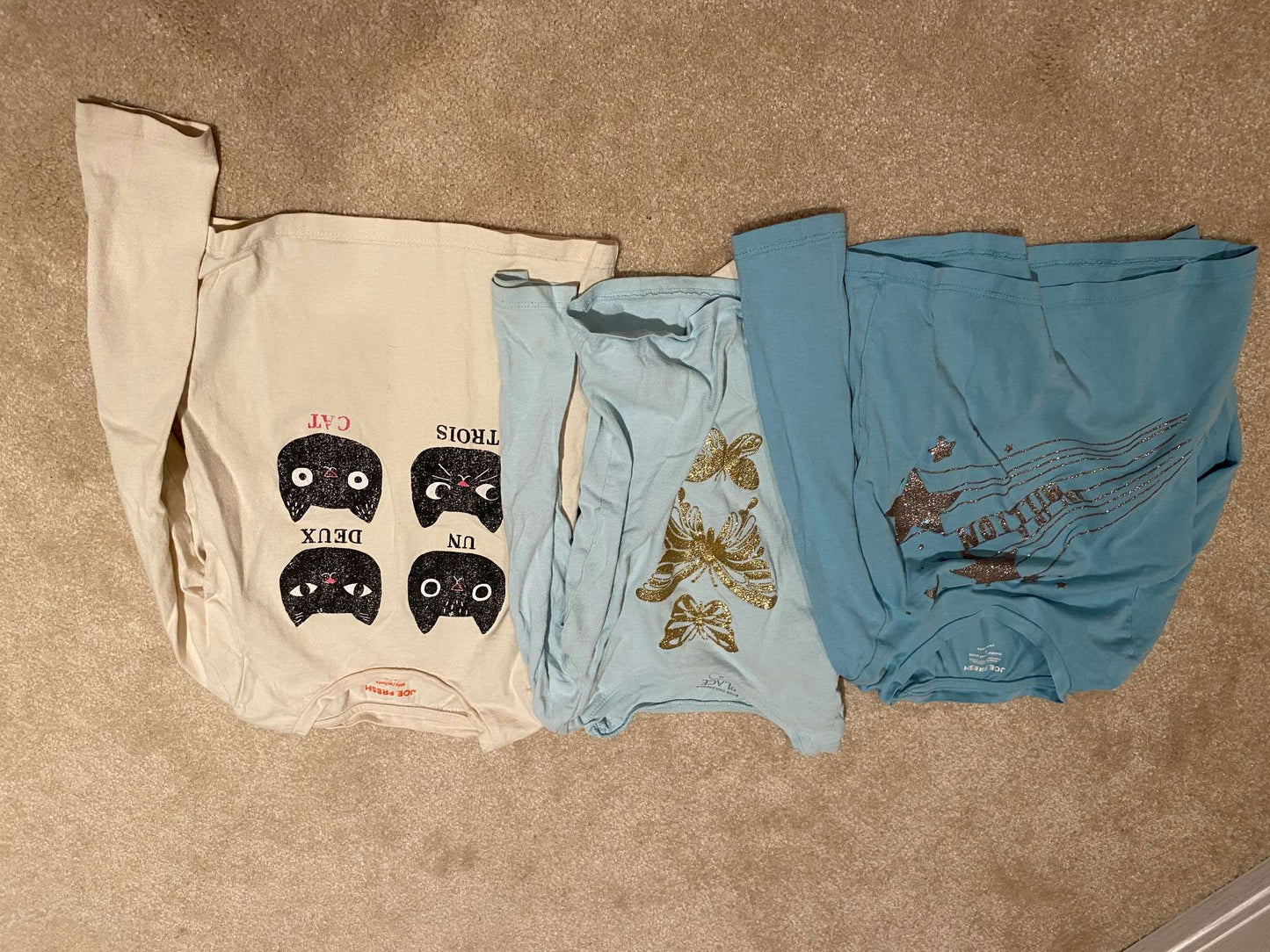 5T: 3x  Long sleeve shirts : beige, light blue, blue, Kids 5/5T