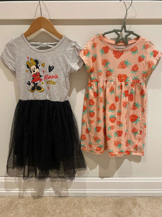 2x - Short sleeve 4T dresses: Minnie Mouse + Strawberry, Kids 4/4T