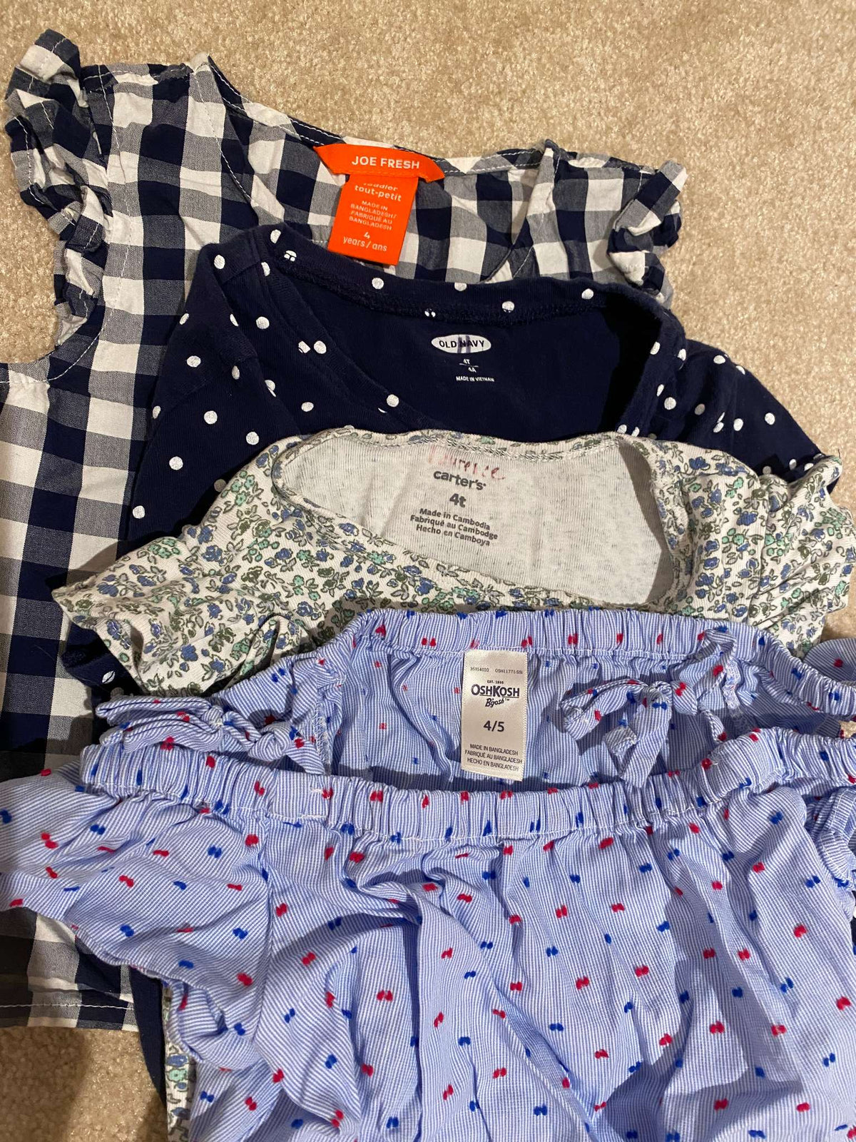 4T Summer ready T-shirts: x4 shirts: Checkered, Polka Dots, Flower, Cute red/blue dots, Kids 4/4T
