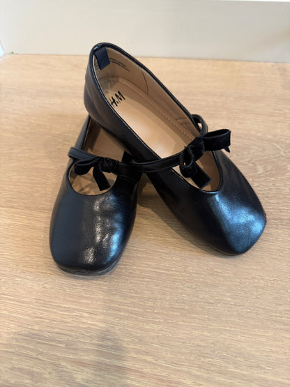 H&M Black Ballerina Flats, Size 11 Toddler, Shoes 11 (Toddler:2-4yr)