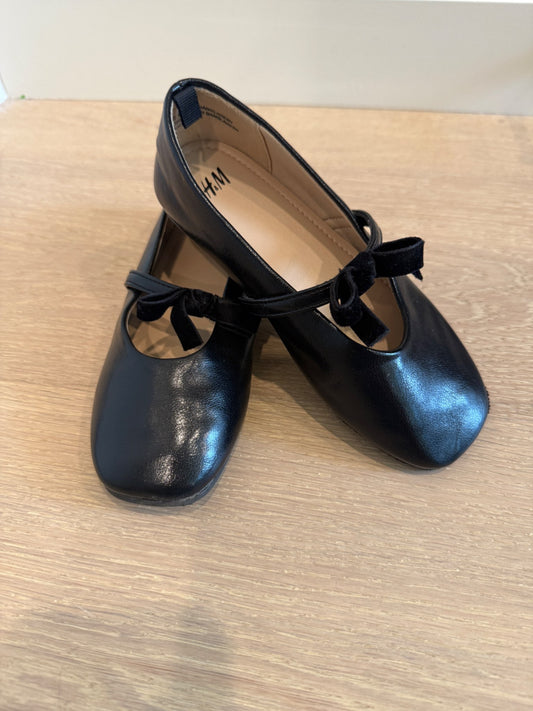 H&M Black Ballerina Flats, Size 11 Toddler, Shoes 11 (Toddler:2-4yr)