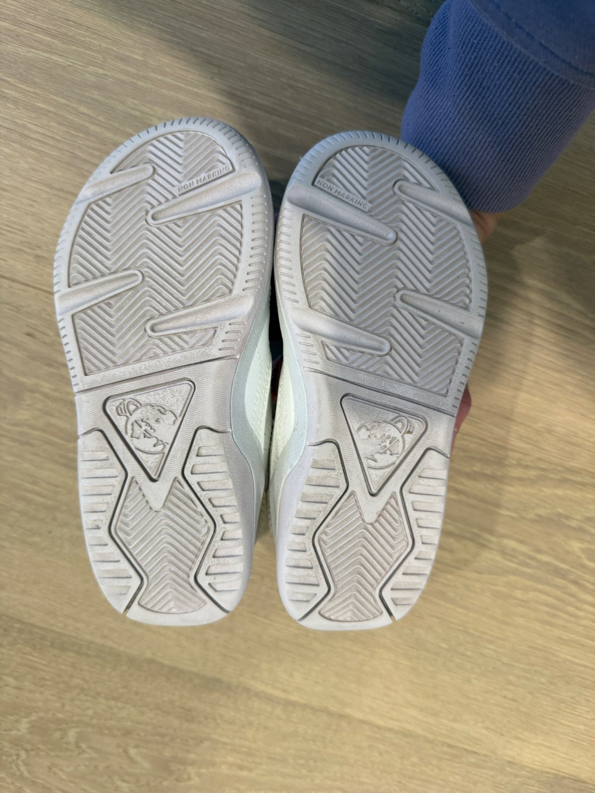 Decathalon Kids Velcro Shoes, Size 11C, Shoes 11 (Toddler:2-4yr)