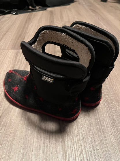 Bogs Boots with Spider Details, Shoes 9 (Toddler:2-4yr)