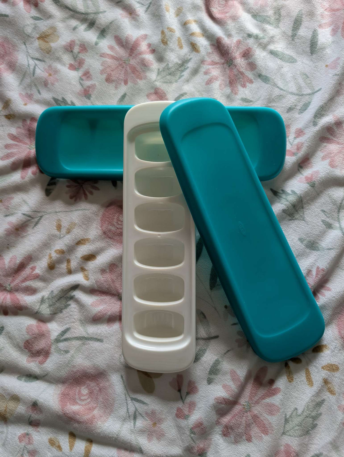 OXO Freezer food tray with silicone lids