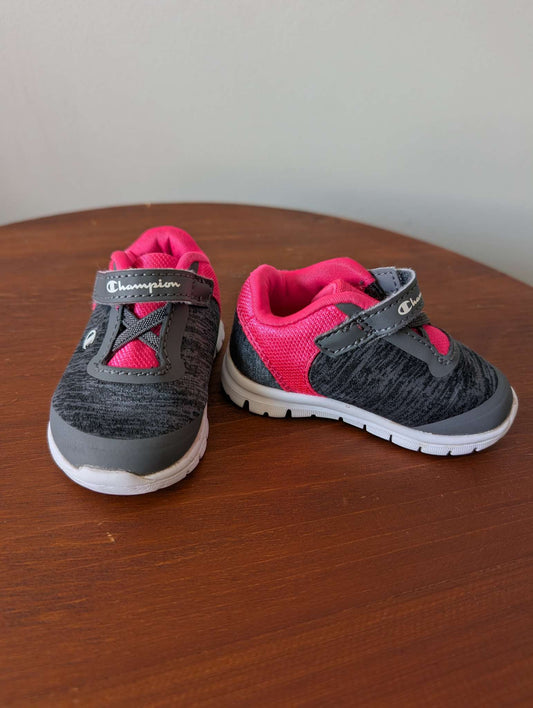 Girls Champion Toddler shoes size 3, Shoes 3 (Baby: 0-12 mth)