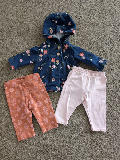 0-3 month pants and sweater, Kids 3 Month (0-3M)