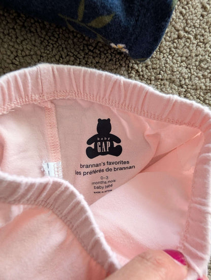 0-3 month pants and sweater, Kids 3 Month (0-3M)