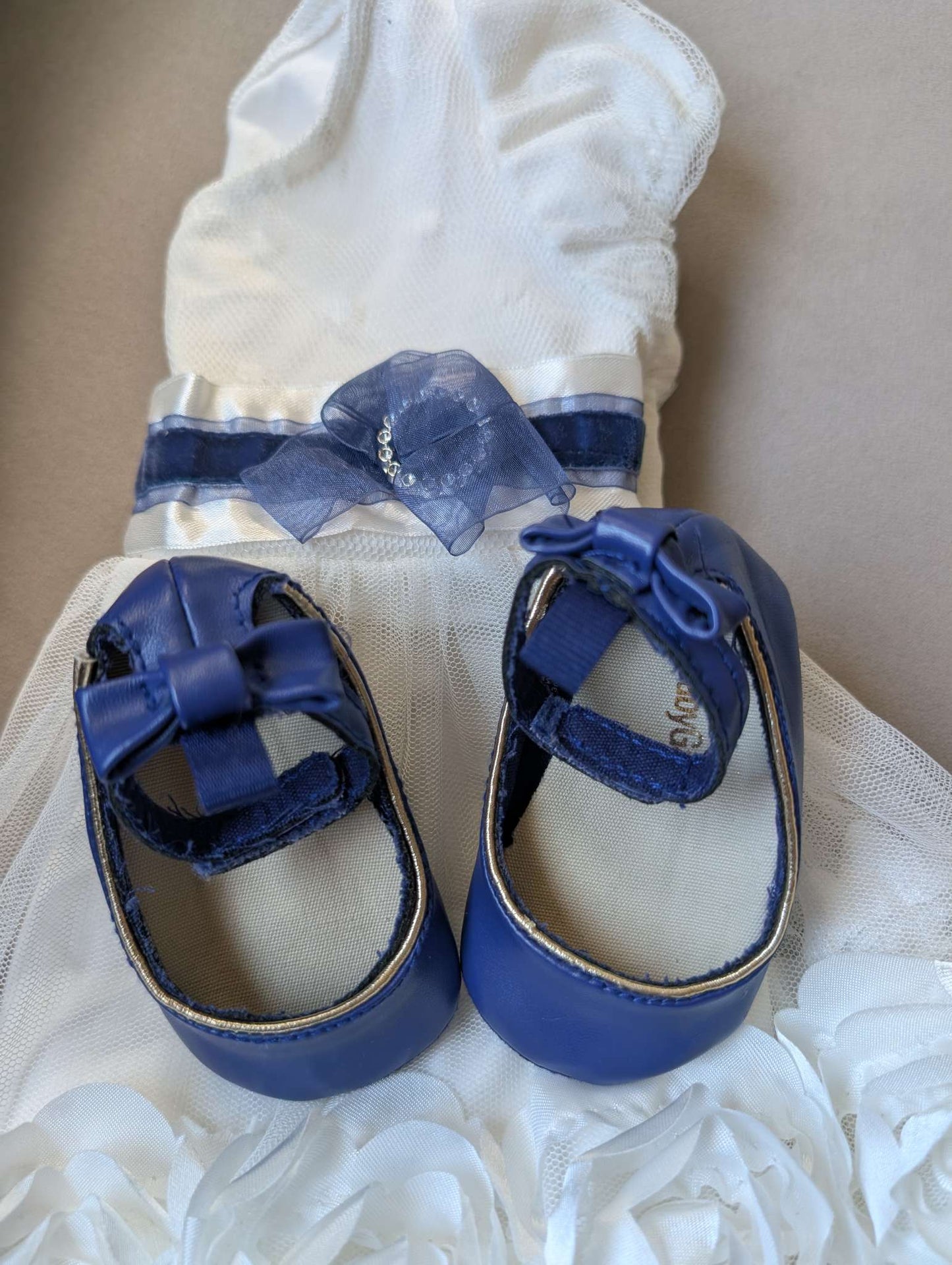 floral white 12 month dress with matching shoes, Kids 12 Month (9-12M)