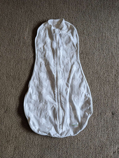 Woombie swaddle , 0-6 Months (Small)
