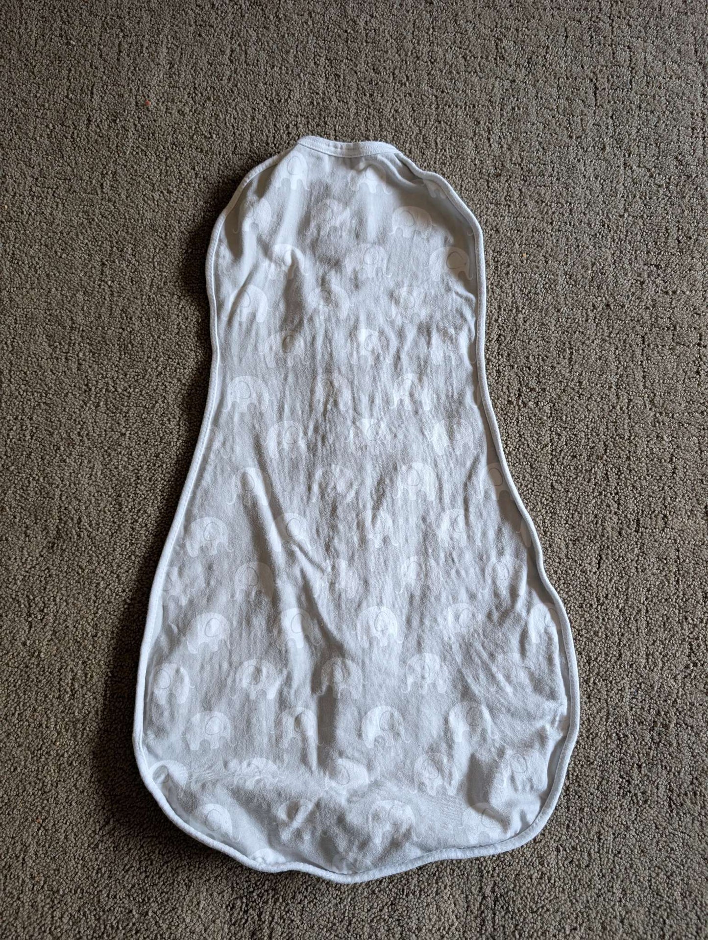 Woombie swaddle , 0-6 Months (Small)