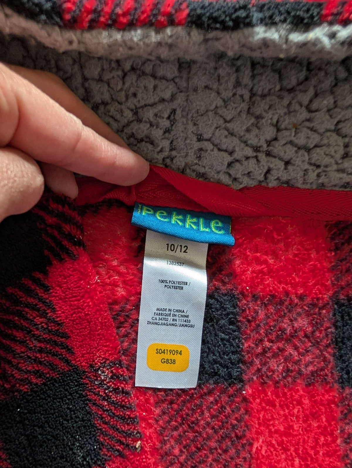 Soft plaid Pekkle house coat size 10/12, Kids 10