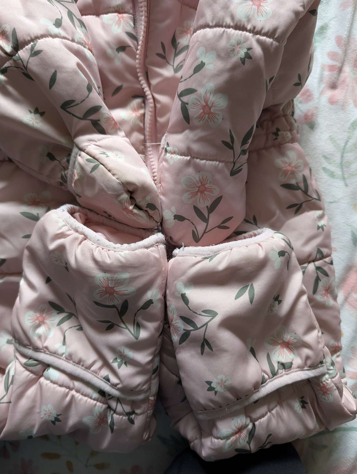 floral pink 6-12 month snow suit, Kids 12 Month (9-12M)