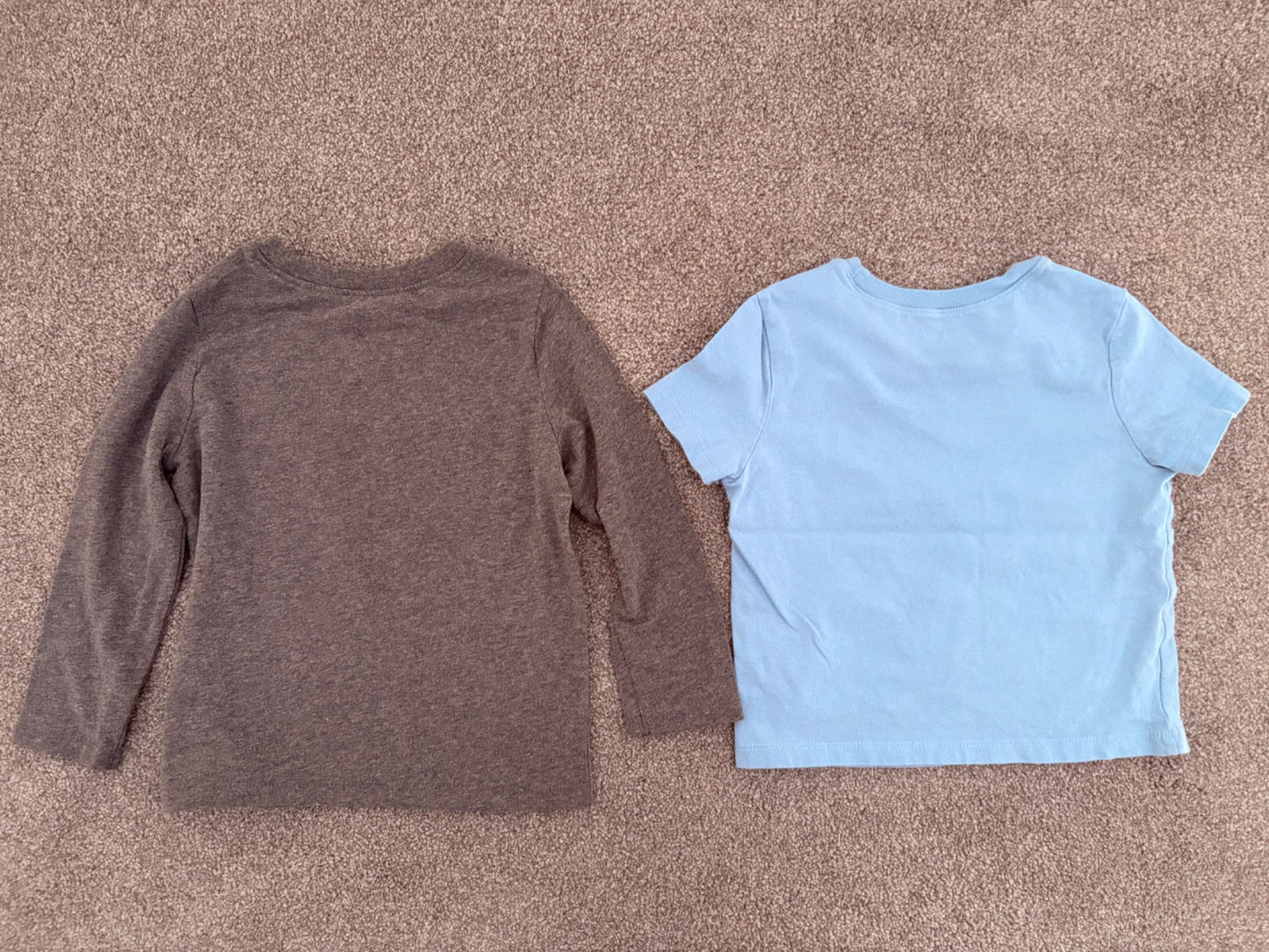 Old Navy Hello Kitty Unisex Graphic Shirts for Toddler, 2 Shirts, 2T, Kids 2T