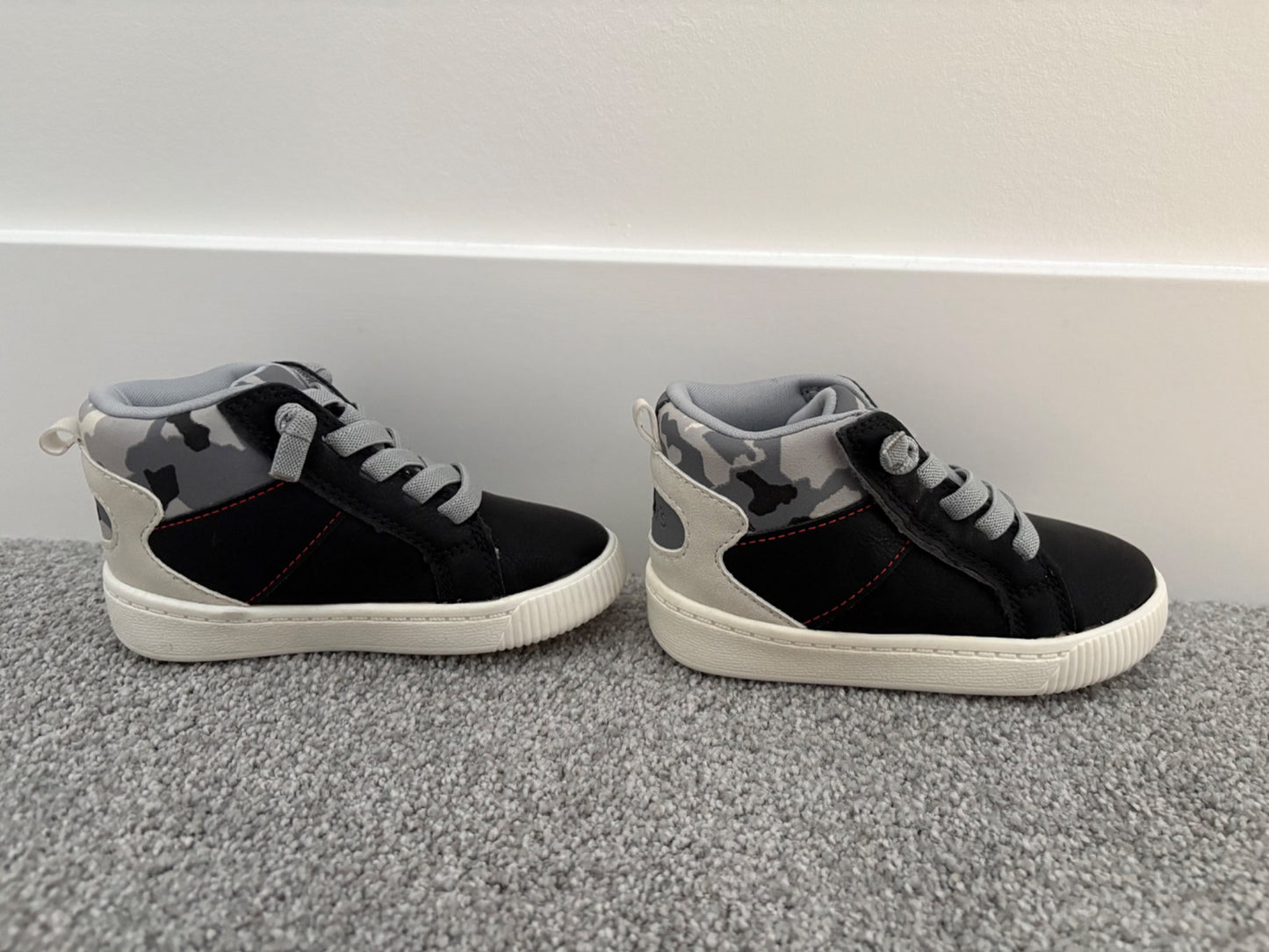 Carter’s Toddler High-Top Sneakers, Size 7, Shoes 7 (Walkers:12-24 mth)
