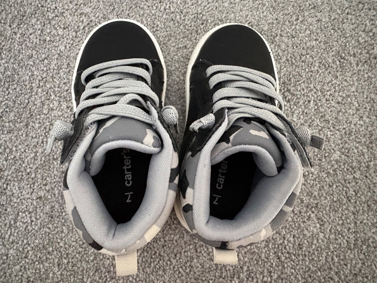 Carter’s Toddler High-Top Sneakers, Size 7, Shoes 7 (Walkers:12-24 mth)