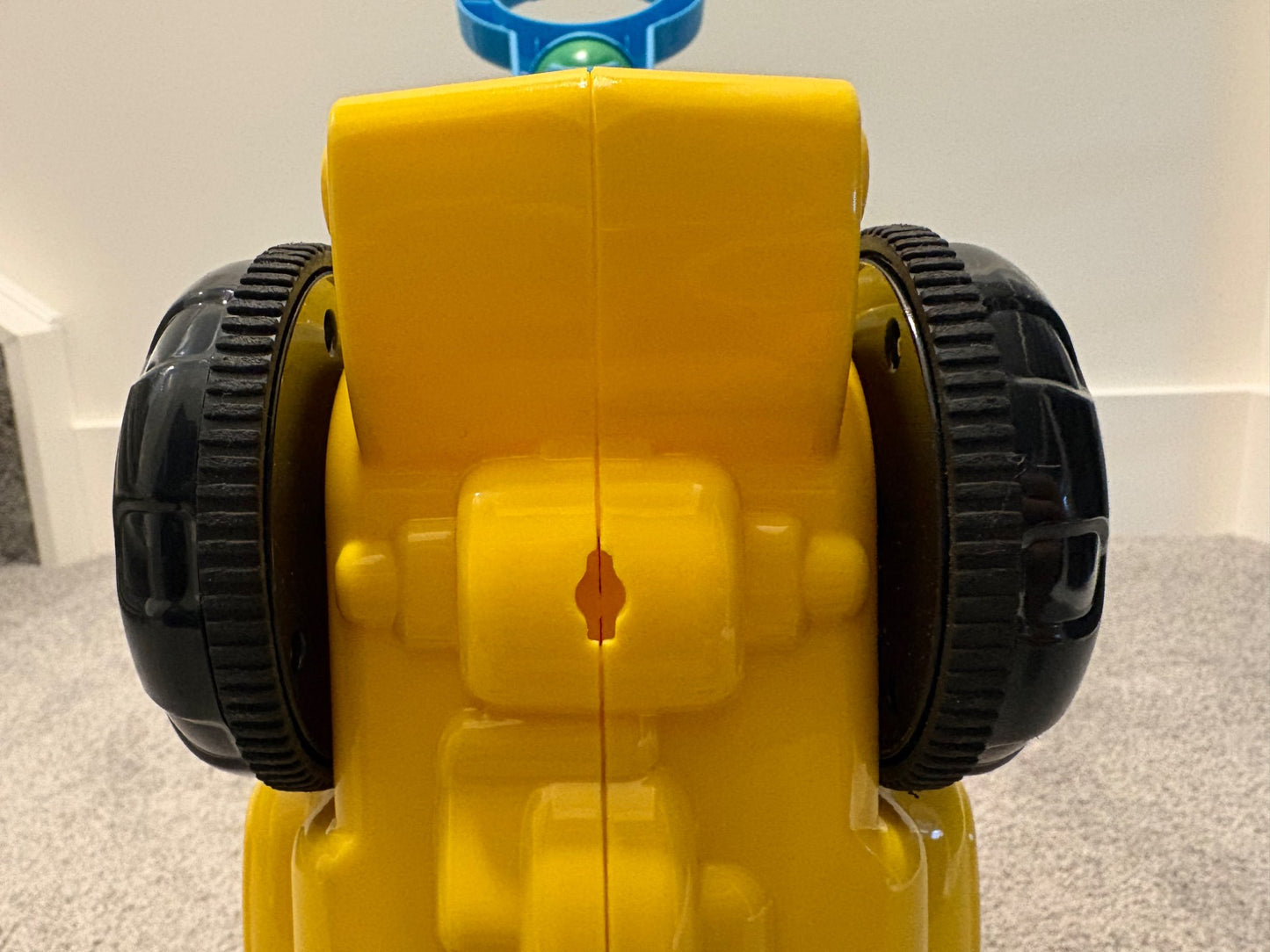 VTech Pop-a-Balls Push & Pop Bulldozer, English Version, 1-3 years