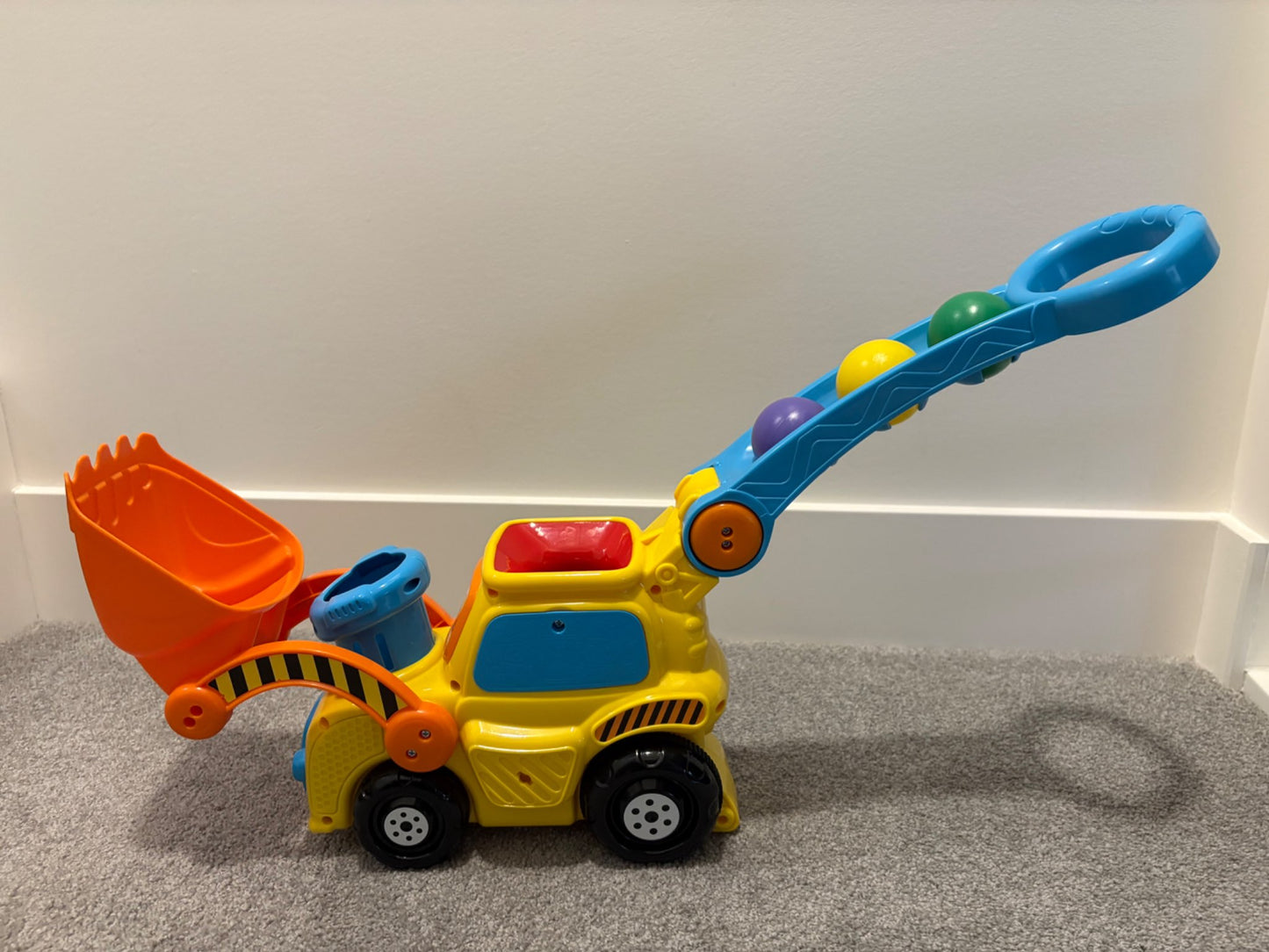 VTech Pop-a-Balls Push & Pop Bulldozer, English Version, 1-3 years