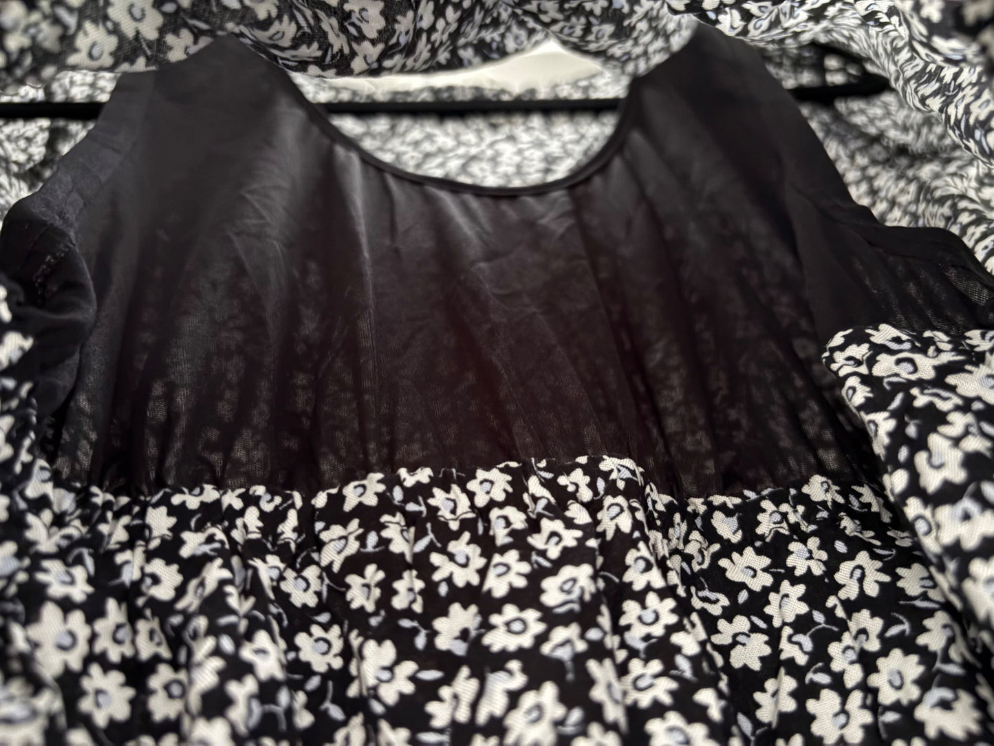 H&M MAMA Short-Sleeve Wrap-Front Nursing Dress, Black/Floral, Size M, NWT, Maternity M (8-10)