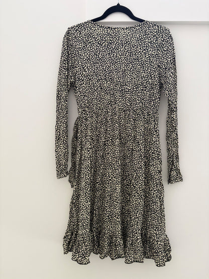 H&M MAMA Long-Sleeve Wrap Dress, Black/Floral, Size M, NWOT, Maternity M (8-10)