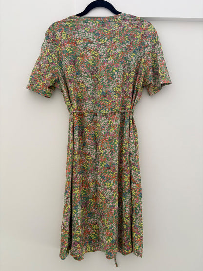 H&M MAMA Short-Sleeve Tie-belt Jersey Dress, Light Green/Small Flowers, Size M, Maternity M (8-10)
