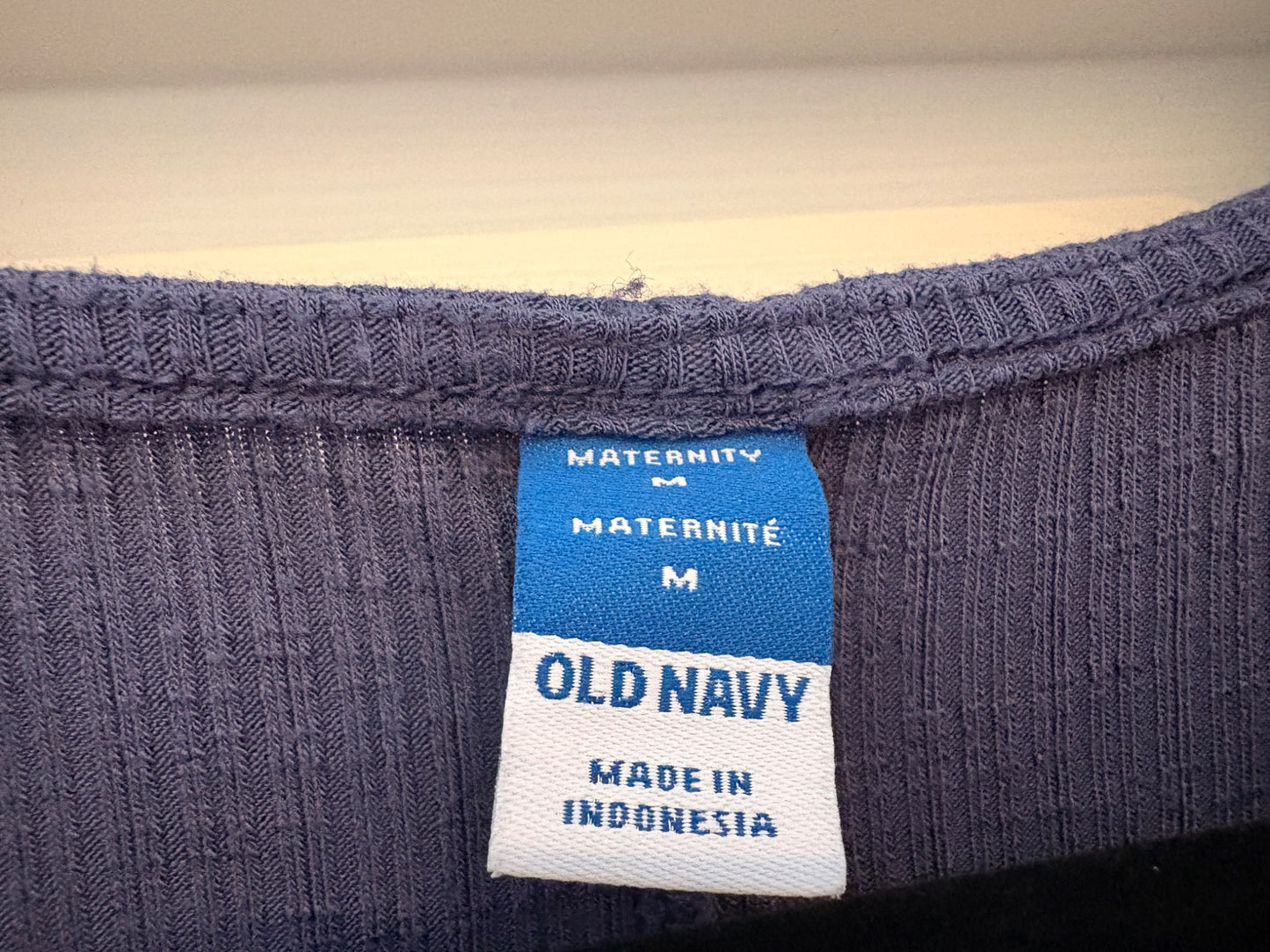 Old Navy Maternity Sleeveless Slub-Knit Twist-Front Double-Layer Nursing T-Shirt, Volcanic Glass, Size M, Maternity M (8-10)