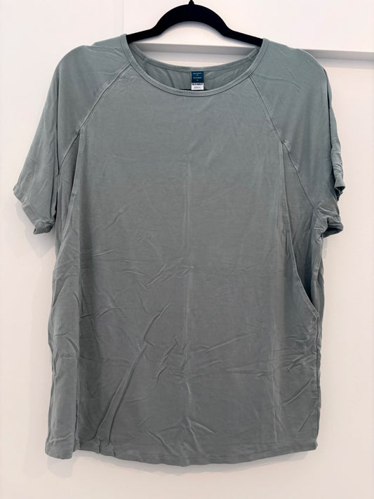 Old Navy Maternity Luxe Nursing T-Shirt, Silver Sage, Size M, Maternity M (8-10)