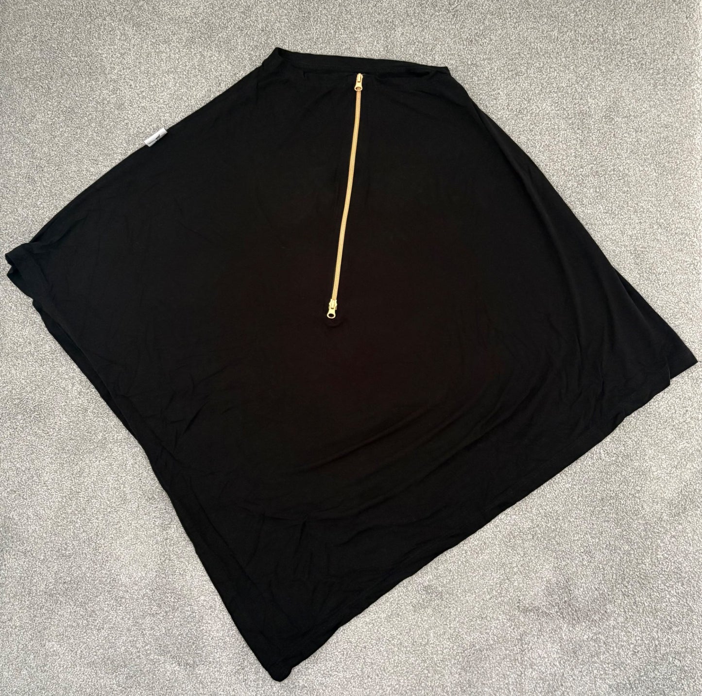 Baby Leaf Car Seat Cover, Black with Gold Zipper