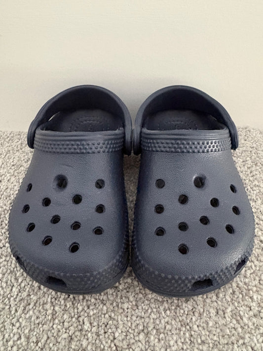 Crocs Toddler Classic Clog, Navy Blue, Size C6, Shoes 6 (Walkers:12-24 mth)