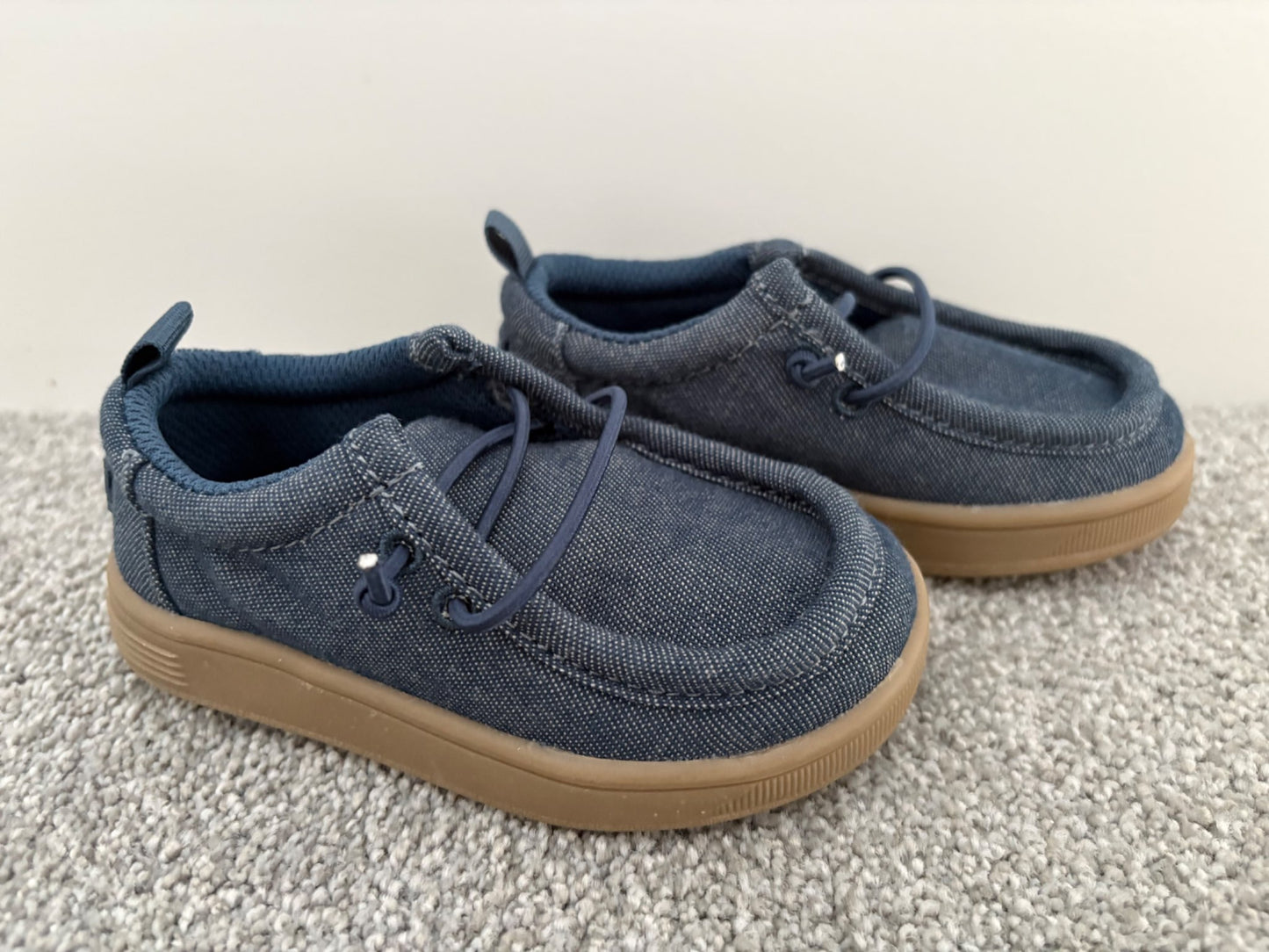 Baby Gap Chambray Moc Sneakers, Size 6, Shoes 6 (Walkers:12-24 mth)