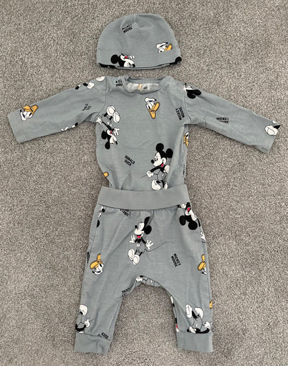 H&M 3-Piece Disney Graphic Print Set, Blue, 2-4 months, Kids 3 Month (0-3M)