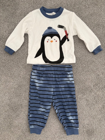 Pekkle 2-Piece Penguin Graphic Pajamas, 6 months, Kids 6 Month (3-6M)