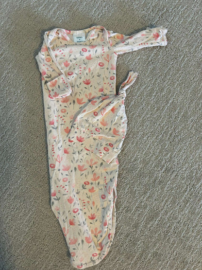 Aden and Anais 0-3M Baby Girl Knotted Gown Set (Reg. $44.99), Kids 3 Month (0-3M)