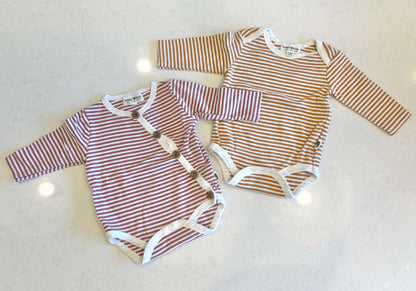 Rabbit and Bear Long Sleeve Onesie Set, Multiple Sizes, Kids 6 Month (3-6M)