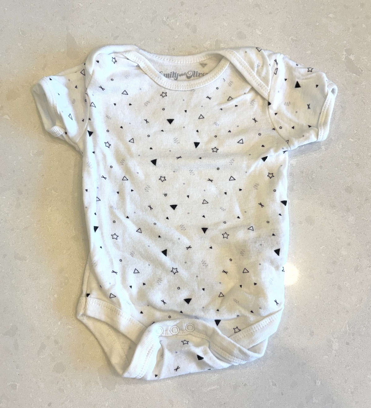 Short Sleeve Onesie, 3-6m, Kids 6 Month (3-6M)