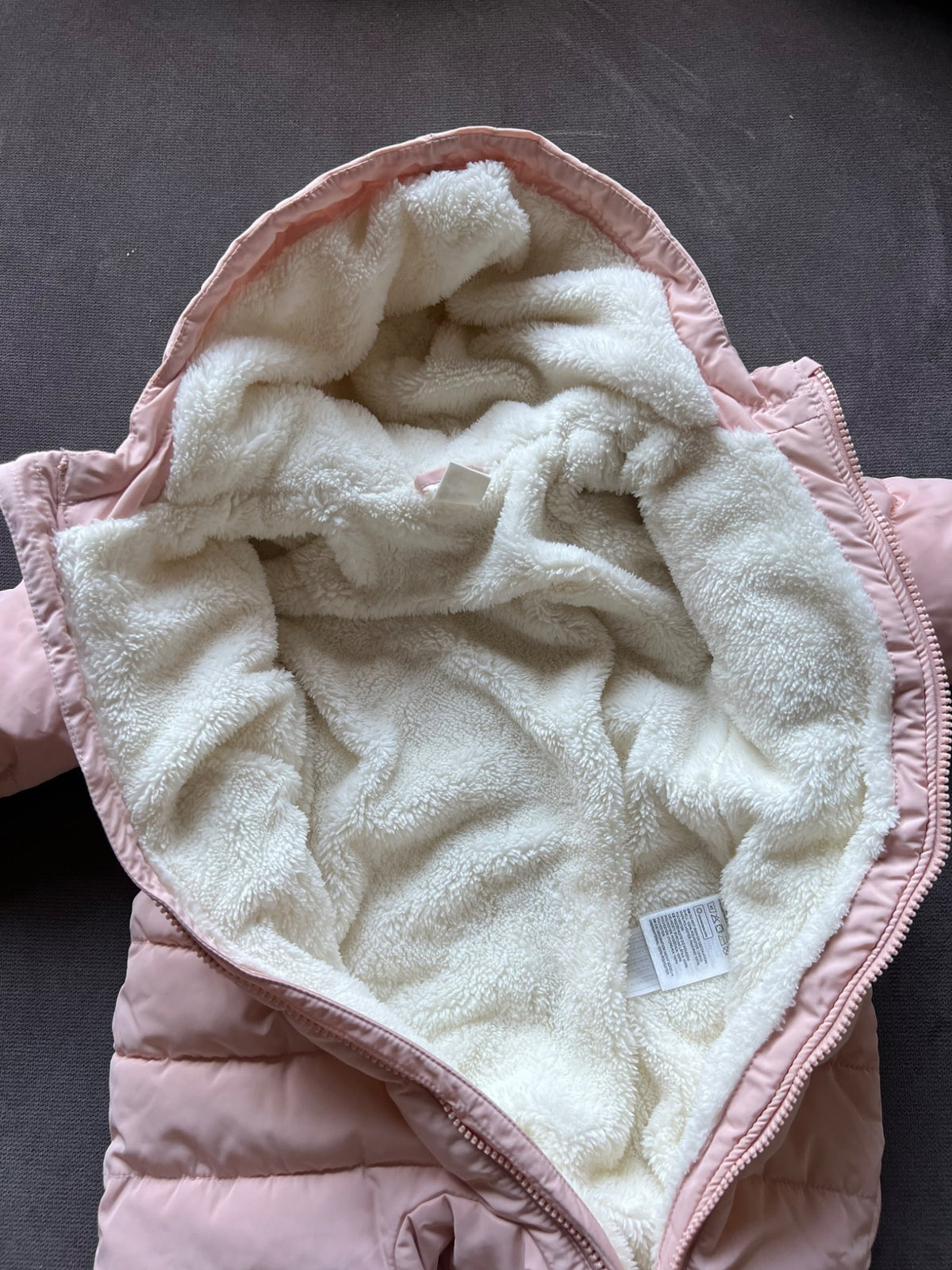 H&M Infant Snowsuit 6-9 Months, Kids 9 Month (6-9M)