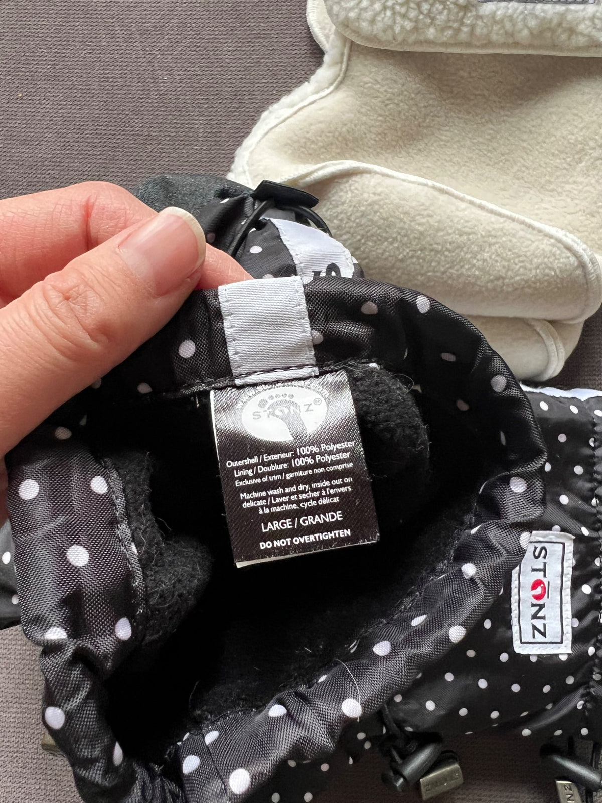 Stonz Booties and Fleece Liners - Size Large, Shoes 5 (Walkers:12-24 mth)