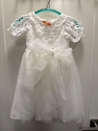 Ivory lace & tulle with bow dress size 3 , Kids 3T