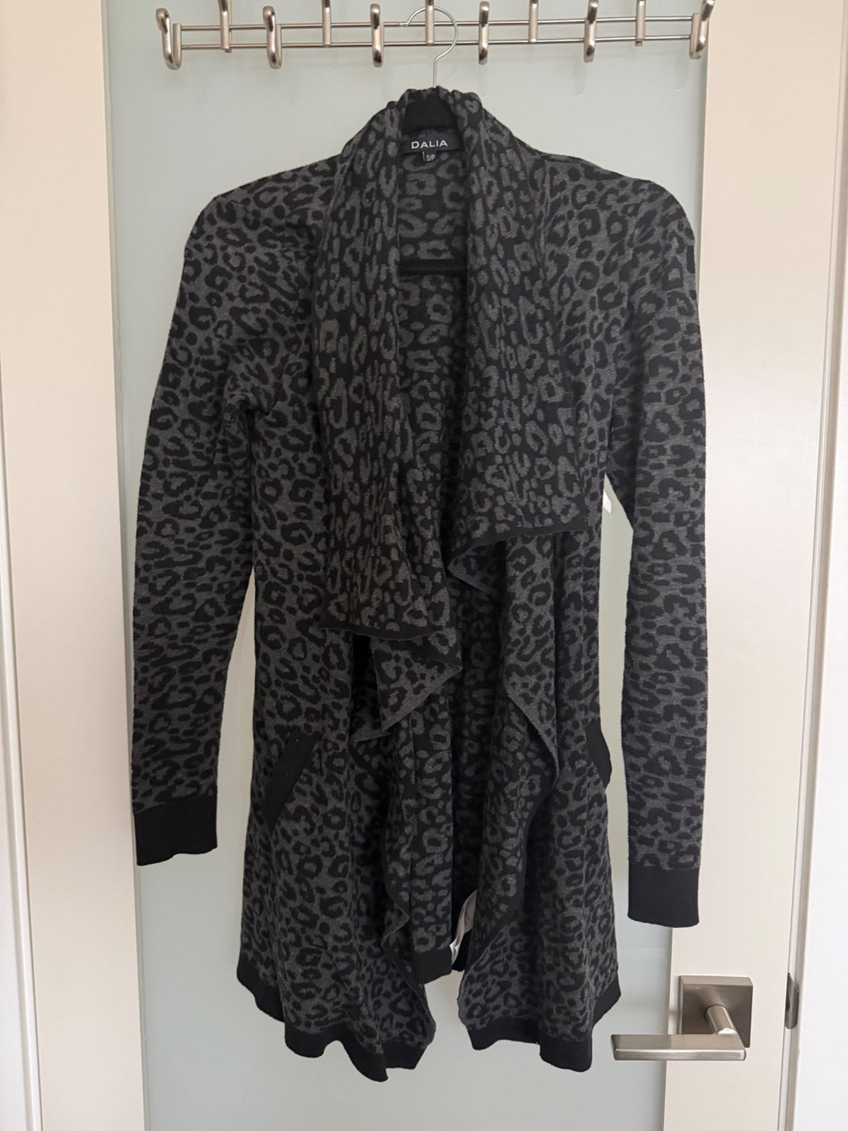 Cheetah sweater , Maternity S (4-6)