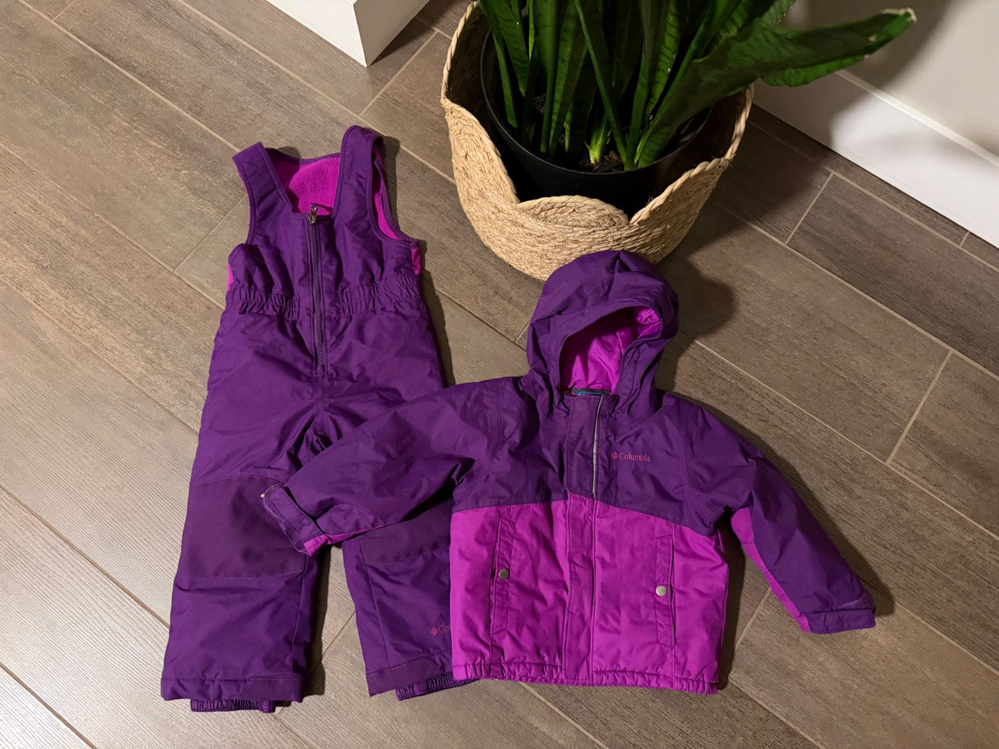 2T Columbia snow suit , Kids 2T