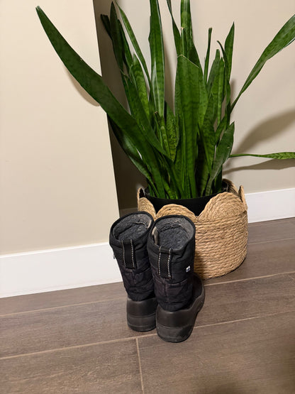 Kuoma winter boots size 1 , Shoes 1 (Kids:4-8yr)