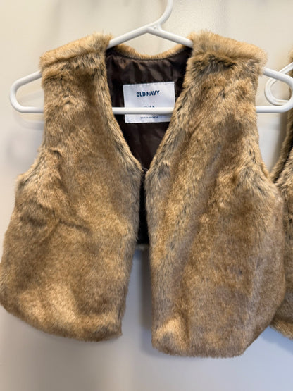 Matching faux fur vests 12-18 months & 4T , Kids 18 Month (12-18M)