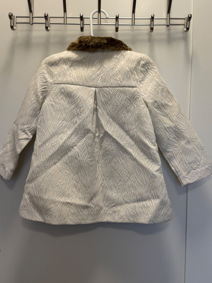 Adorable dress coat with faux fur collar size 2, Kids 2T